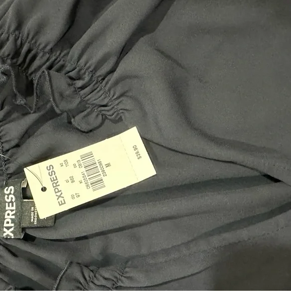 Express Ruffle V-Neck Top - Picture 2 of 2